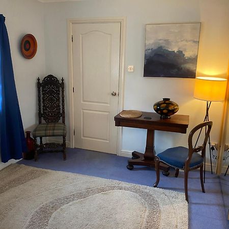 Beautiful Private Room With Kingsize Bed And Large Private En-Suite Peterborough Exterior photo
